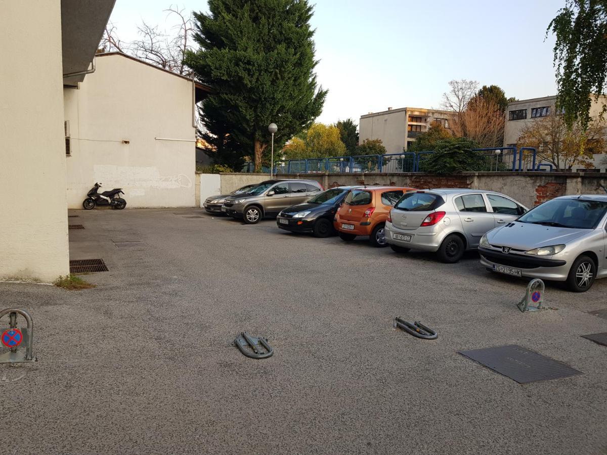 Lucky 13 Apartment Ζάγκρεμπ Εξωτερικό φωτογραφία